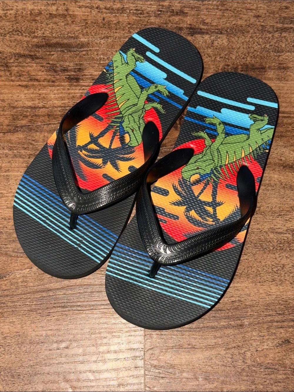 Tropical Iguana Sunset Flip Flops - Black Straps size 5/6 kids